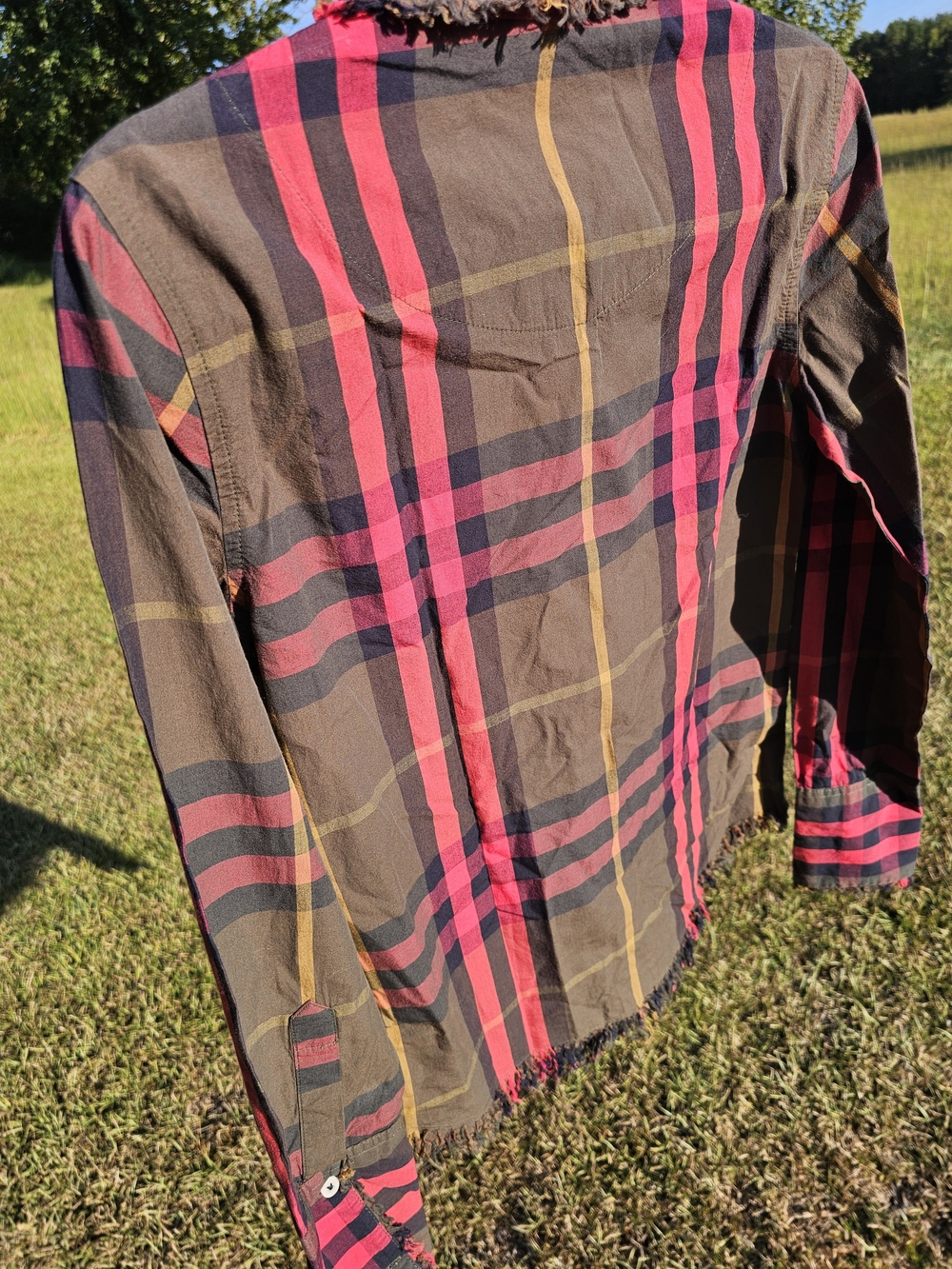Tizzie Women's Pink & Brown Plaid Button-Up Shirt Size [XS] - Picture 6 of 6
